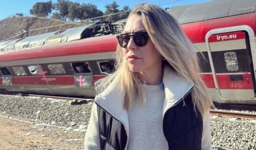 EL COMUNICADO DEL ARREPENTIMIENTO: Arancha Pérez Ponce se disculpa por sus polémicos posados en la tragedia de Adamuz
