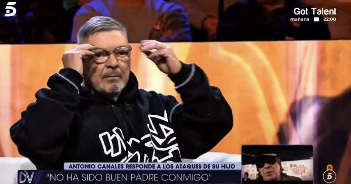 Antonio Canales pierde los papeles en '¡De Viernes!': una grosería que le pone al público de uñas