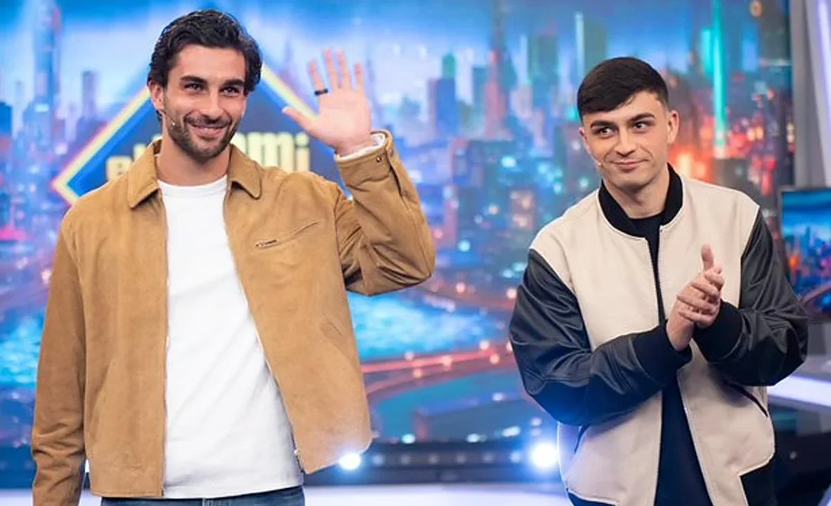 Antena 3 se hace con el control: 'En tierra lejana' bate su propio récord y Ferrán Torres con Pedri impulsan a Pablo Motos