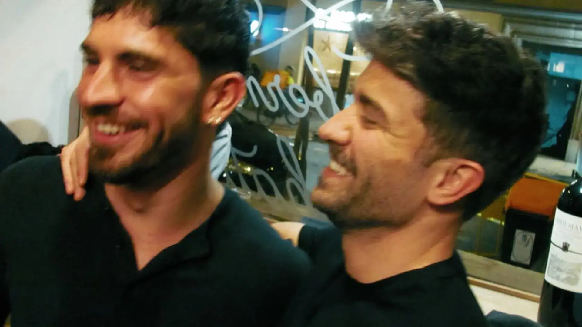 Pablo Alborán y Juan Sesma: la hoja de ruta de un romance que nació como un "flechazo" en la sombra