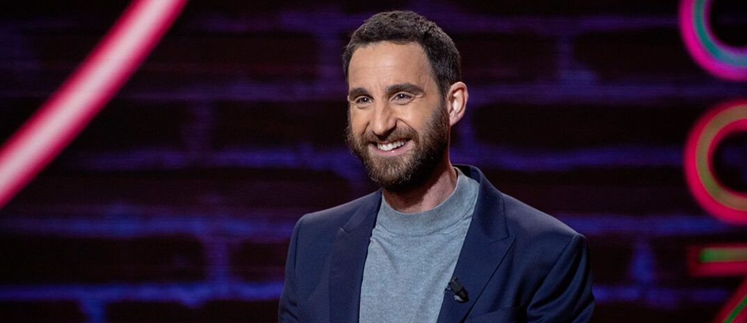 Dani Rovira toma el relevo de Buenafuente: TVE estrena 'Al margen de todo' para blindar su noche del humor