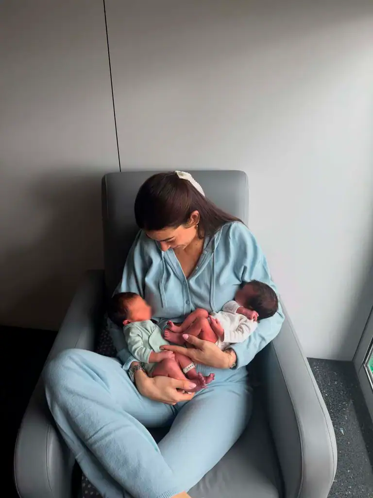 "Mío, tuyos, nuestros": El emotivo encuentro de Alba Carrillo y su hijo Lucas con los mellizos de Estela Grande
