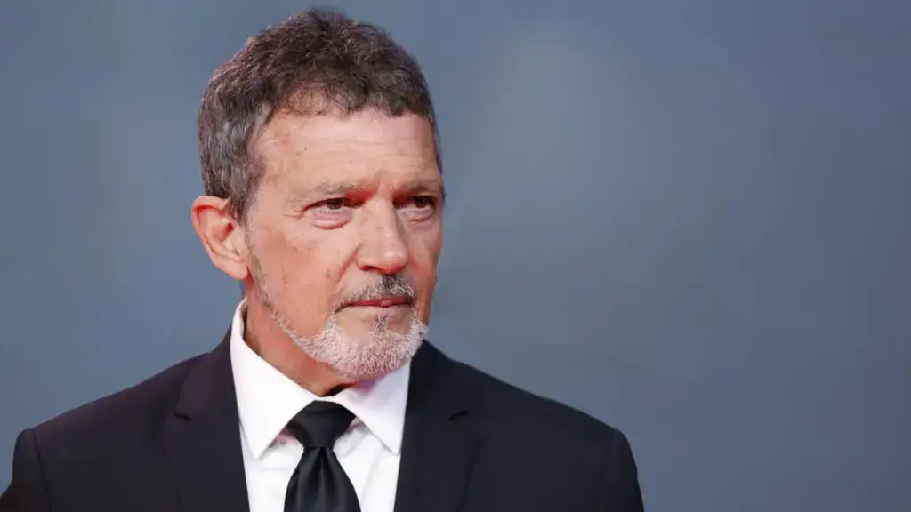 Antonio Banderas vaticina el fin del cine convencional ante el empuje de la IA: "El único refugio será el teatro"