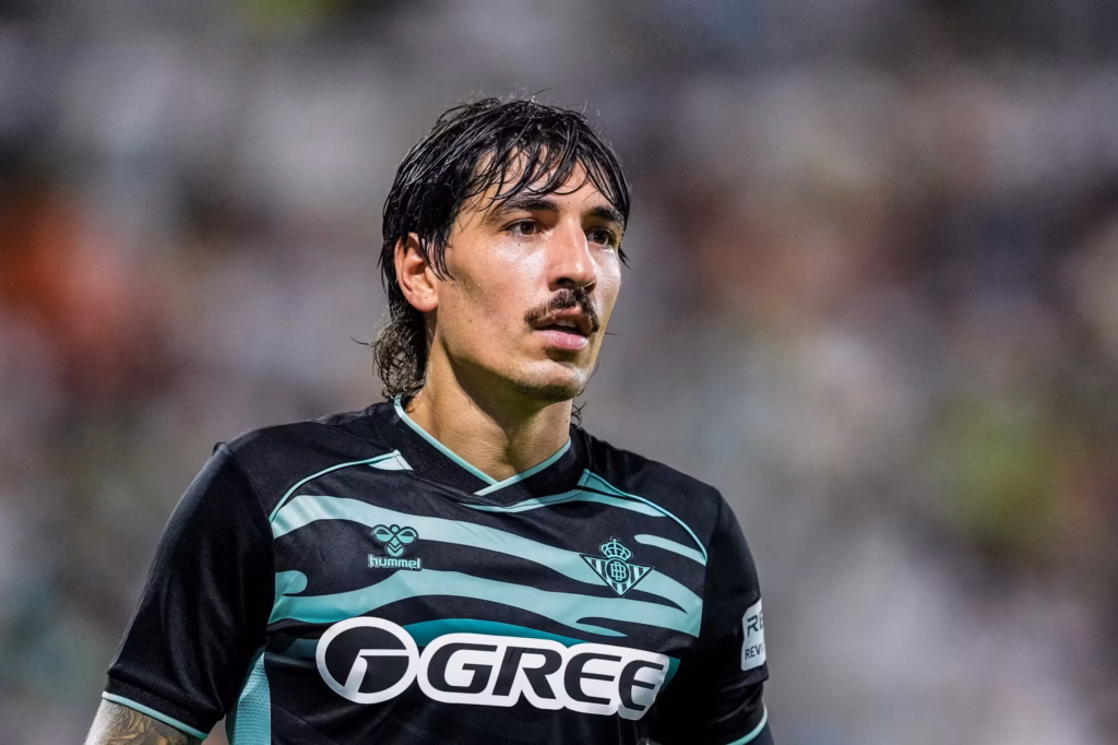 El futbolista Bellerín sacude el fútbol: "Es una industria heteropatriarcal", rechazo a Arabia y su alegato sobre la homosexualidad