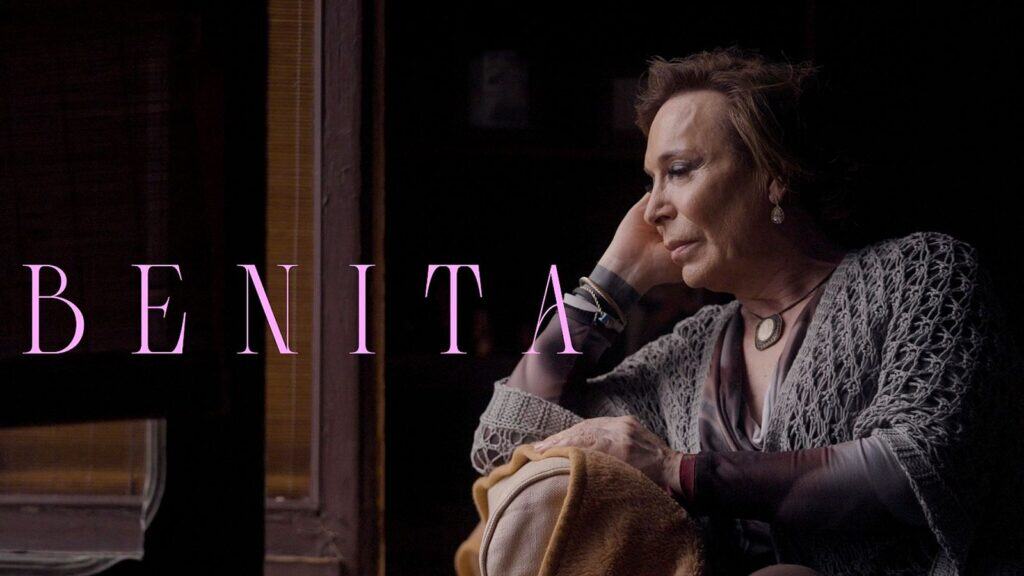 La 2 de TVE rompe moldes: Benita (antes El Maestro Joao) estrena su transición en 'prime time'