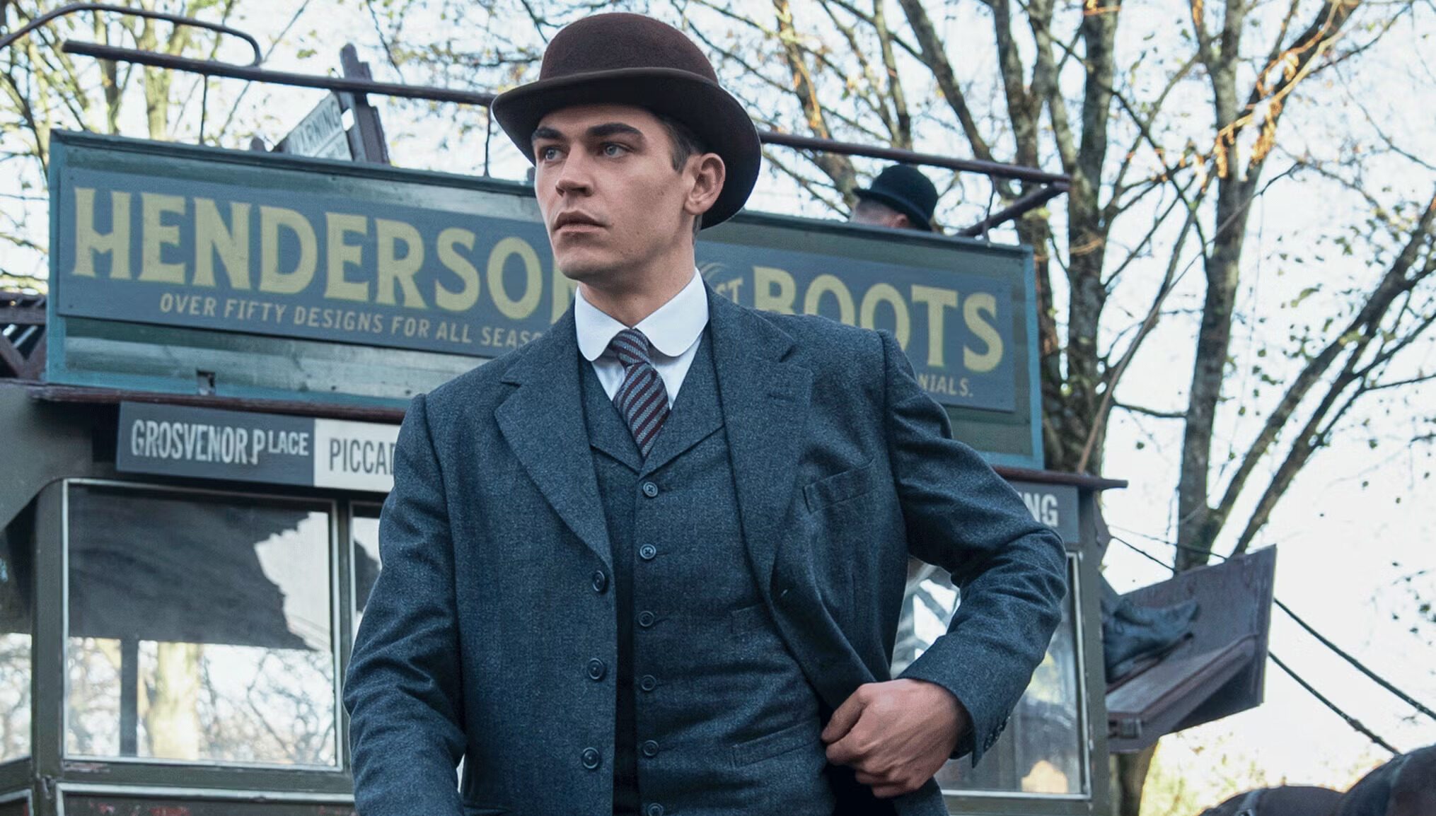 El origen de la mente más brillante: Prime Video destapa la juventud rebelde de Sherlock Holmes y su inesperada amistad con