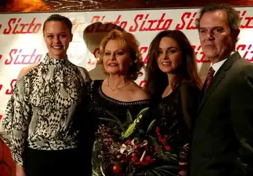 El renacer de Rocío Dúrcal 20 años después: sus hijas preparan una serie de ficción y un documental inédito