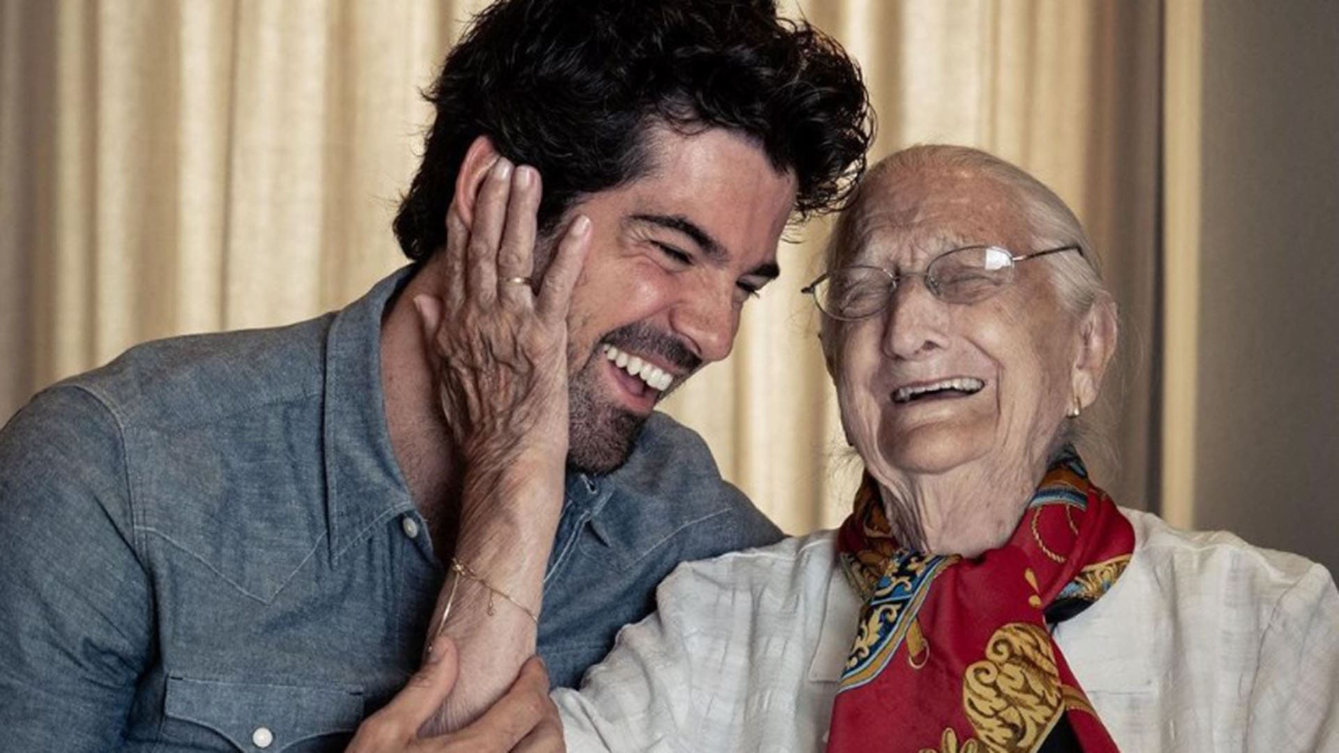 Miguel Ángel Muñoz se vacía en el Festival de Málaga: el riesgo extremo como terapia para aprender a vivir sin su "Tata"