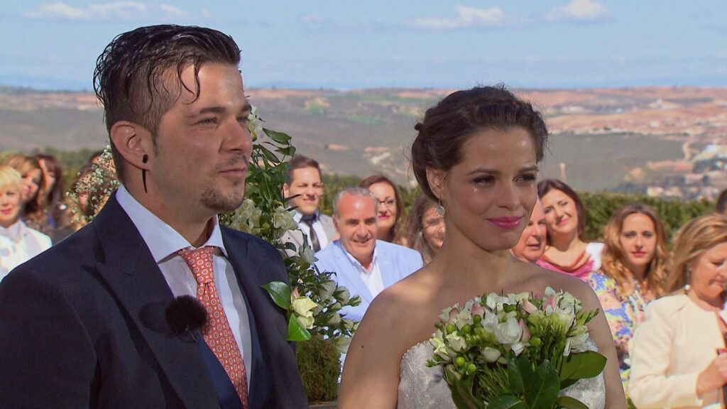 Carlos Maldonado, en otro instante del enlace que MasterChef emitió como si fuera una boda real
