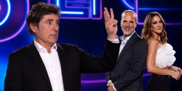 Audiencias: Debacle histórica en Mediaset: Telecinco se hunde en el fango  mientras Ángel Llácer conquista el sábado