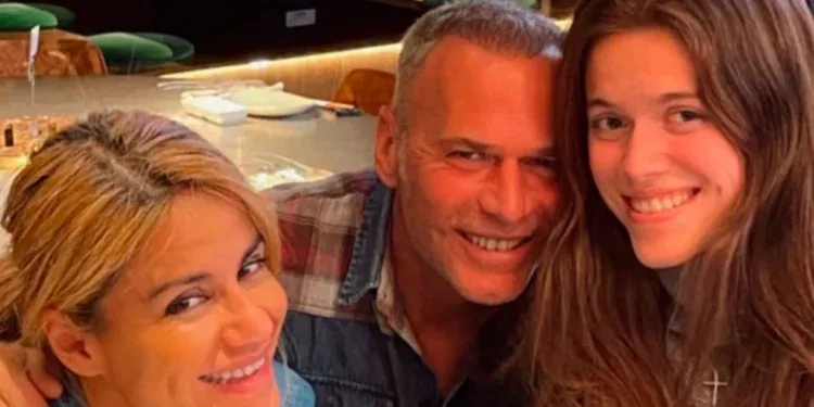 Carlos Lozano y Mónica Hoyos: el triunfo de la familia sobre el conflicto en su reencuentro más emotivo por Semana Santa