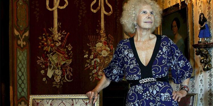 Carlos Fitz-James Stuart rompe el mito de la duquesa de Alba como abuela: "A los demás nietos no les hizo ni caso"