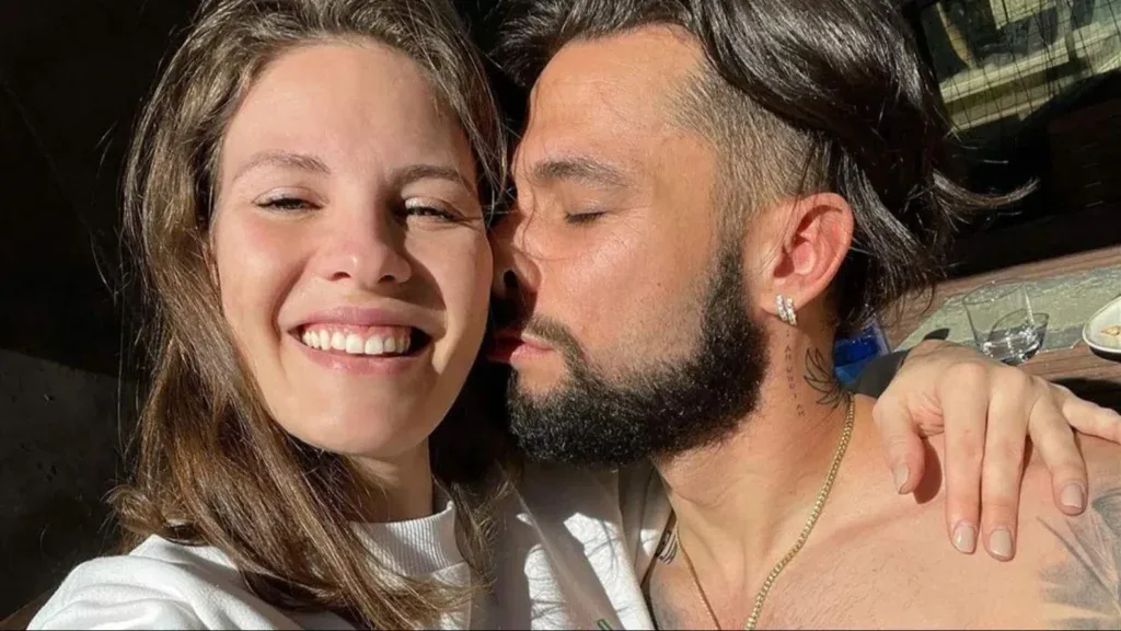 Jota Peleteiro rompe el cordón familiar: su sonada ausencia en la comunión de Jota Jr. el hijo en común con Jessica Bueno