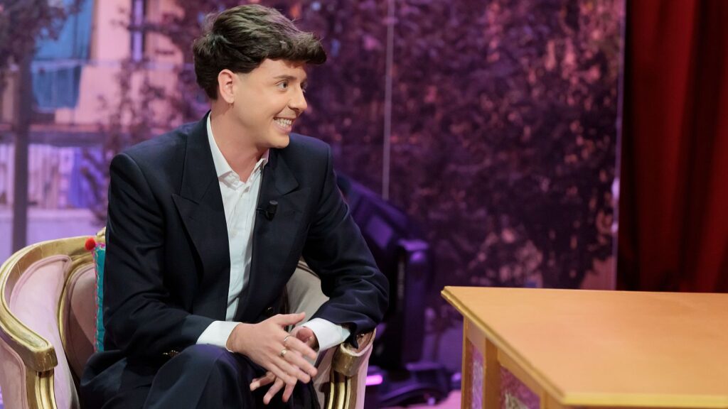 Henar Álvarez asesta el golpe definitivo al 'late night' con Jesús Vázquez, Danna y Miriam Díaz-Aroca: los invitados de hoy martes
