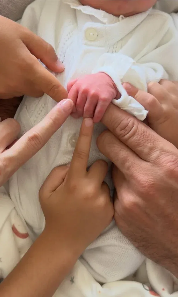 Ana Boyer y Fernando Verdasco presentan a su hija y emocionan con el nombre elegido