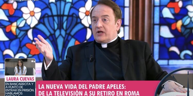 Telecinco se refugia en su pasado: recurrir al padre Apeles retrata la crisis de sus tardes
