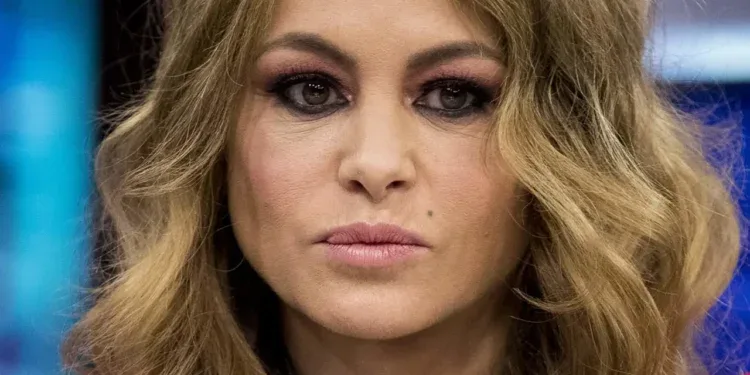Nueva demanda para Paulina Rubio en Miami en mitad de su peor batalla judicial contra Colate