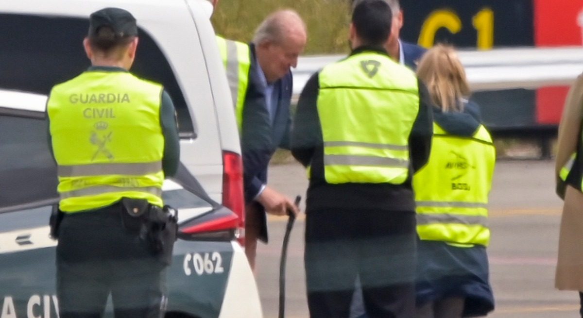 Preocupación en Sanxenxo por el evidente bajón físico del rey Juan Carlos: "No  sabemos si podrá navegar"