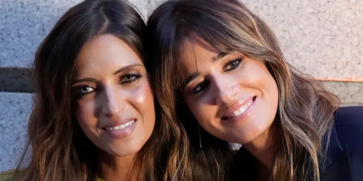 Sara Carbonero reaparece públicamente de la mano de Isabel Jiménez en su peor momento personal