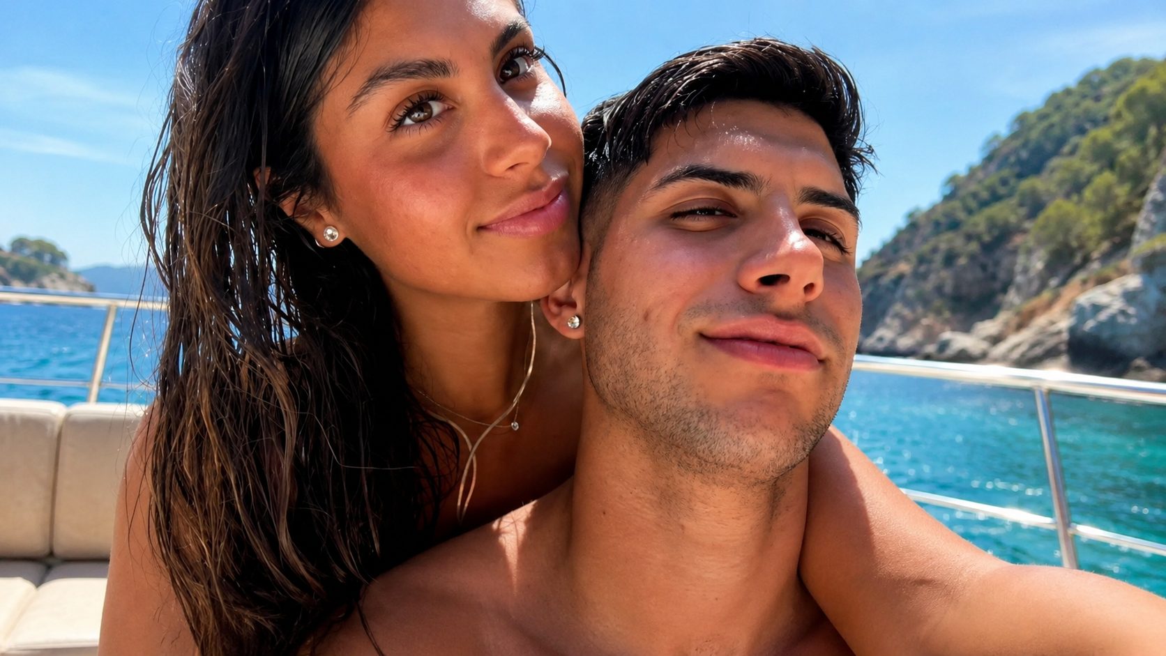 La hija de Joaquín Sánchez oficializa su romance con un futbolista fichado por el Newcastle United