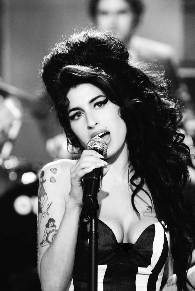 El otro legado de Amy Winehouse: el pleito perdido de su padre por la herencia que sigue abierta quince años después de la tragedia de