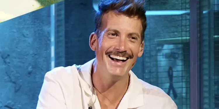 De beatboxer de 'La Revuelta' a galán inesperado y ahora presentador: Grison estrena 'El escondite'