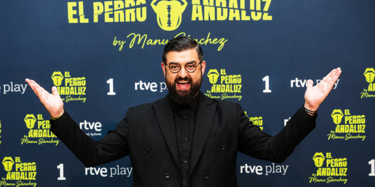 El arranque más insólito del Mundial en TVE: Manu Sánchez se descubre pidiendo la entrada cuando ya lo veían casi siete millones