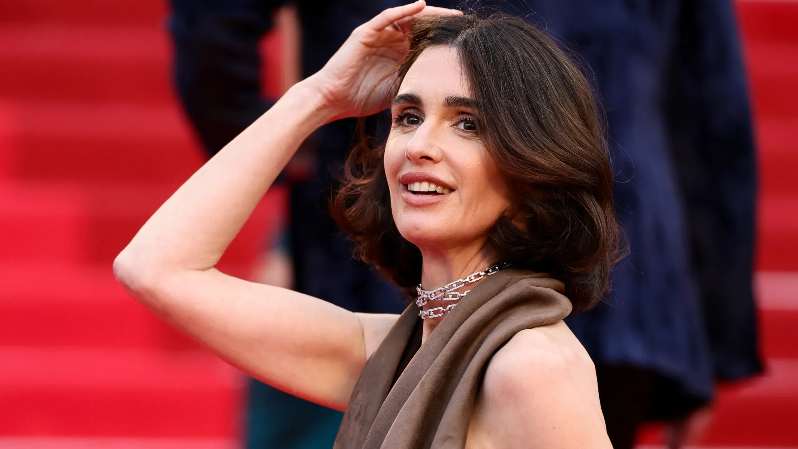 Paz Vega deja plantados unos premios con el photocall montado y el coche esperándola: iba …