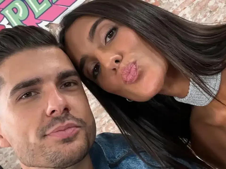Claudia Martínez y Mario González, de ‘La isla de las tentaciones’, dan la bienvenida a…
