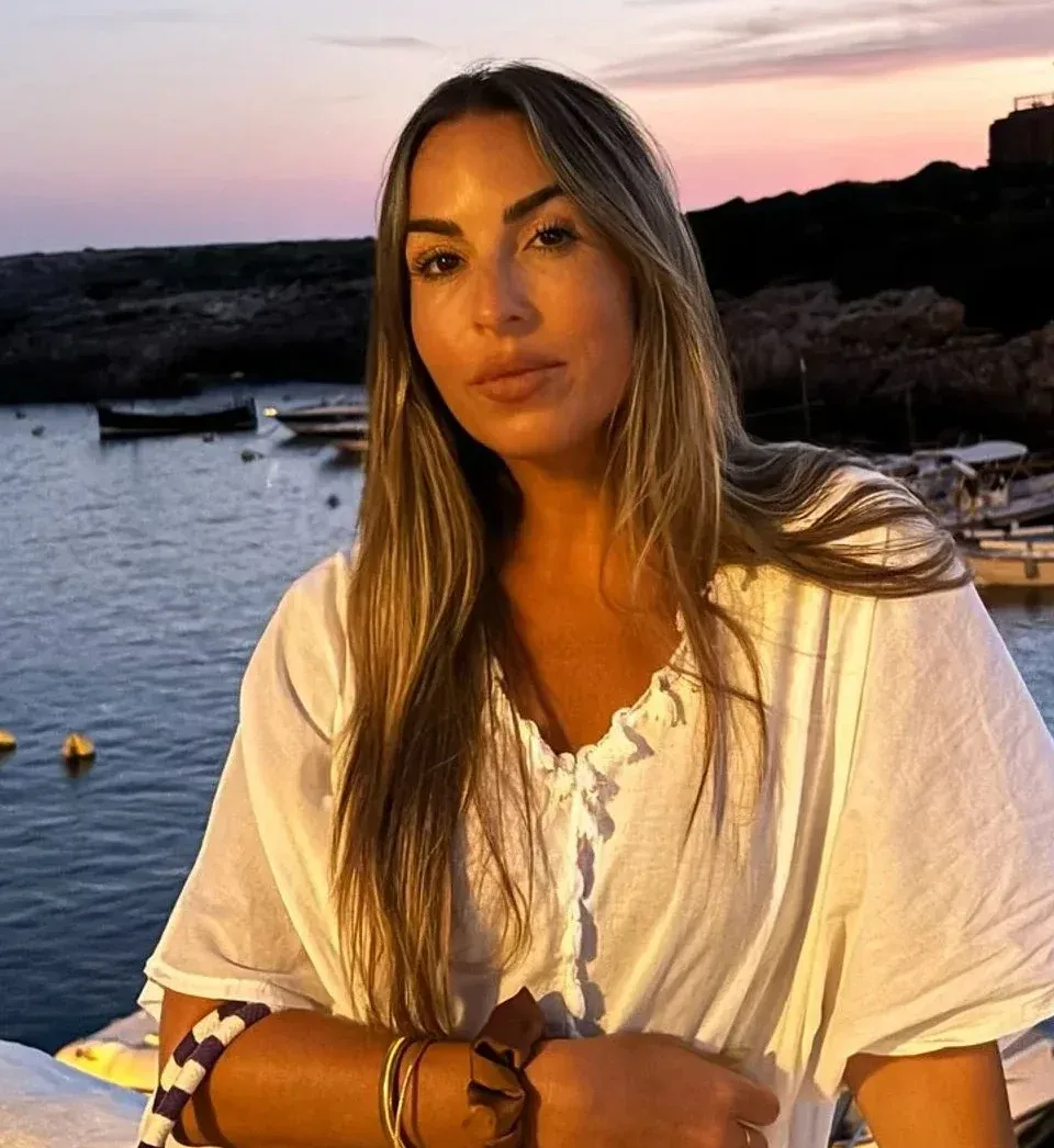 La periodista Mayte Campos anuncia en Instagram a sus seguidores que su bebé está bien…