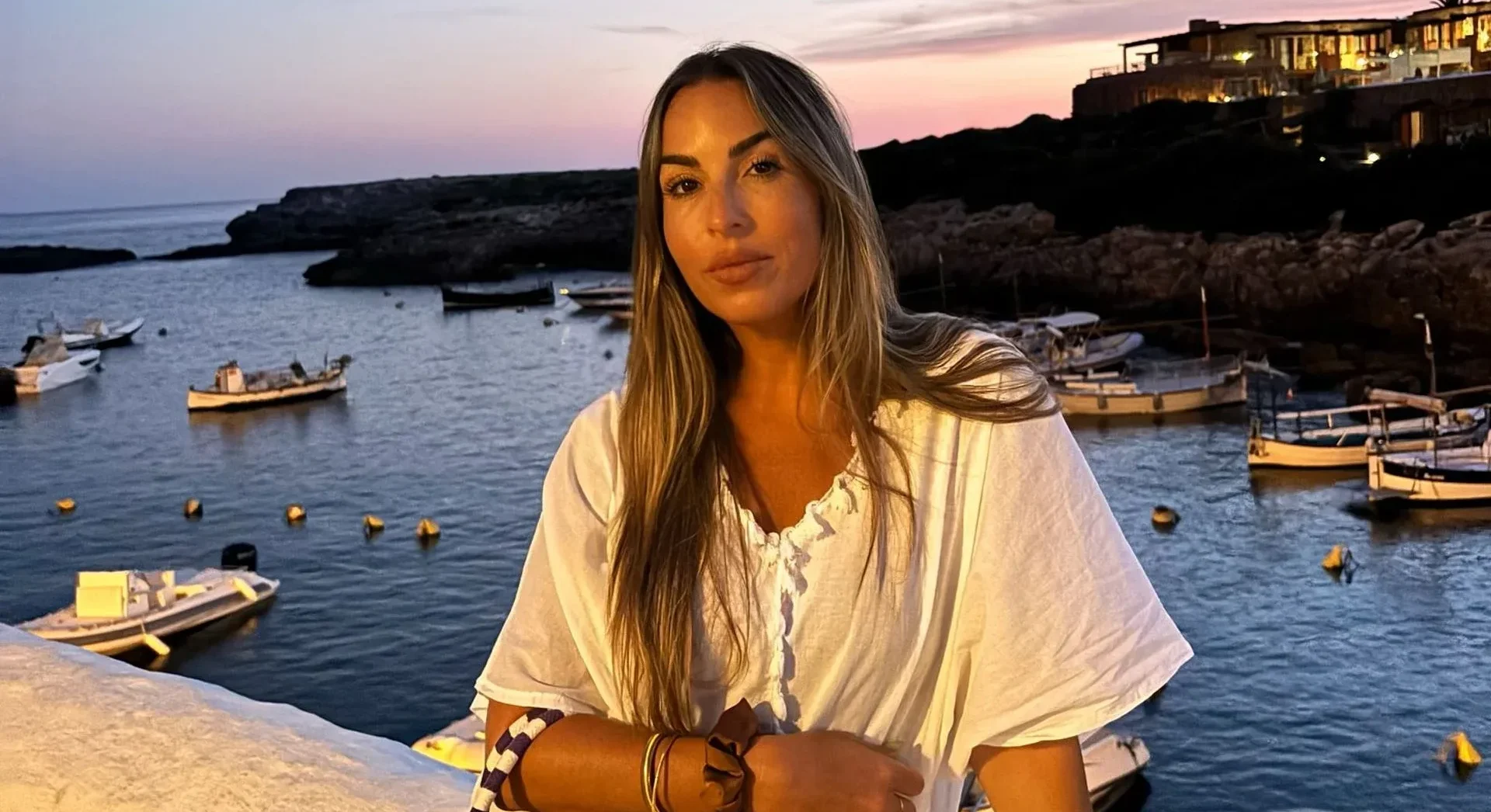 La periodista Mayte Campos anuncia en Instagram a sus seguidores que su bebé está bien…