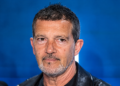 Un montaje con inteligencia artificial suplanta a Antonio Banderas y al médico José Luis Martín para vender un tratamie…