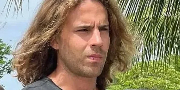 Daniel Sancho aparece rapado y con el uniforme de preso en un vídeo desde la cárcel de Surat Thani. Sus abogados aún no…