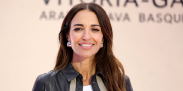 Paula Echevarría incendia las redes al hablar de las influencers jóvenes en los viajes con marcas: «Yo las veo comer co…