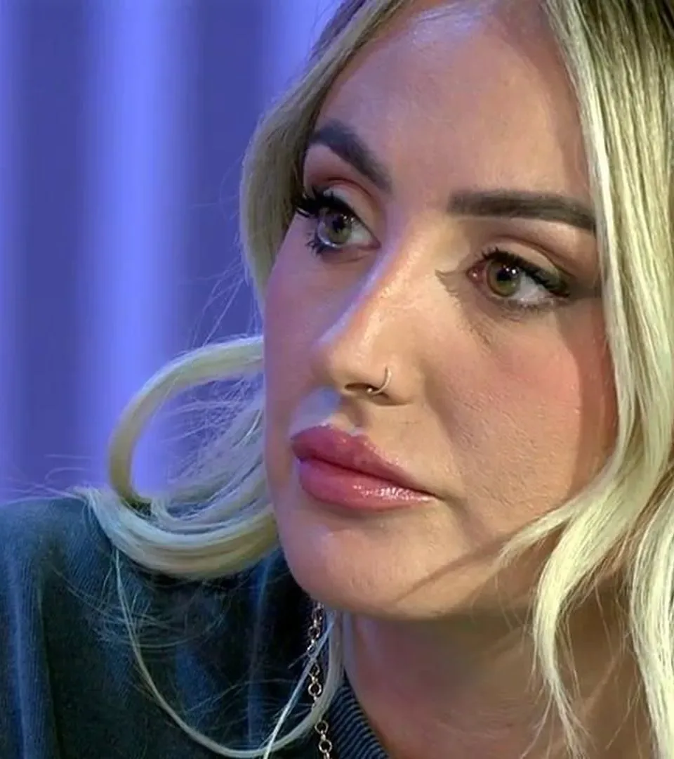 Rocío Flores cuenta que un matrimonio la increpó en un establecimiento público y le…