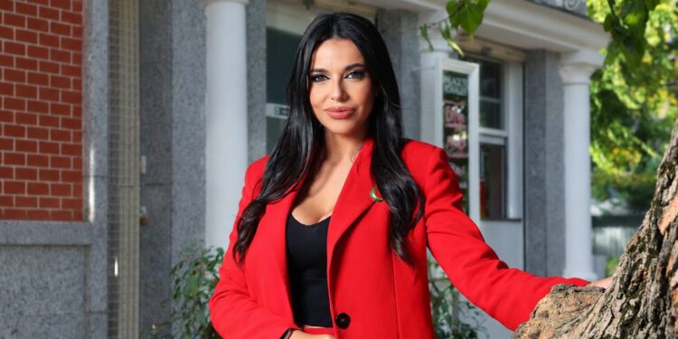 sarah33