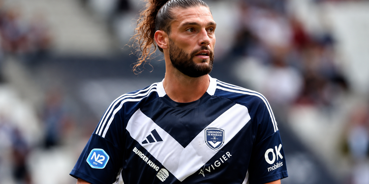 El futbolista Andy Carroll señala a su agresor sexual, un profesor de baile condenado en 2023 a 20 meses de cárcel, y c…