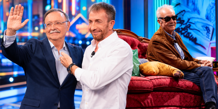 'El Hormiguero' gana la franja del lunes con 1.678.000 espectadores. 'La revuelta', con el escritor Juan José Millás de…