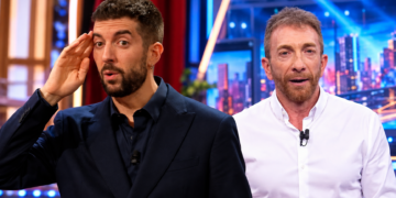 'La Revuelta' de David Broncano, con la cantante Judeline de invitada, lidera su franja frente a 'El Hormiguero' y firm…