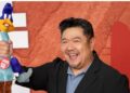 Fallece con 46 años el actor de doblaje Eric Bauza, intérprete de Bugs Bunny y ganador de tres premios Emmy