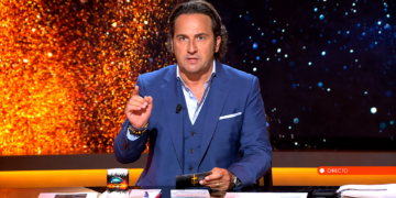 Iker Jiménez recoge cable tras la avalancha de críticas por el «Hasta luego, Maricarmen» de 'Horizonte' y se queja: «De…
