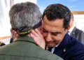 La exministra Fátima Báñez recibe el último adiós en su pueblo, San Juan del Puerto. El expresidente Mariano Rajoy viaj…