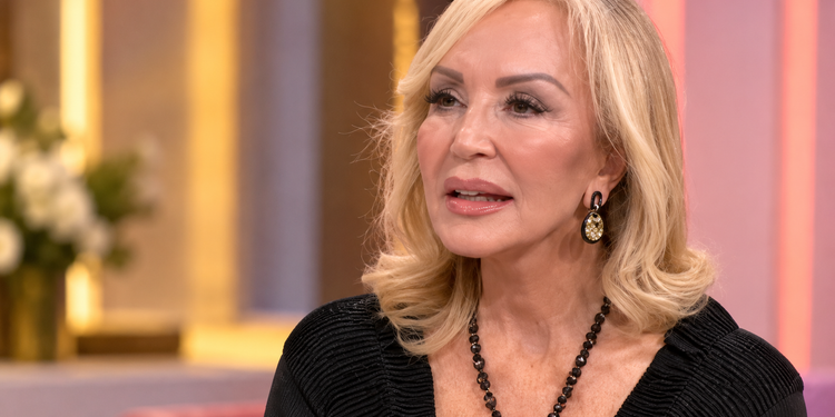 Carmen Lomana habla por primera vez en televisión del fallecimiento de su hermano Carlos: «Sí, estaba un poco mal, pero…