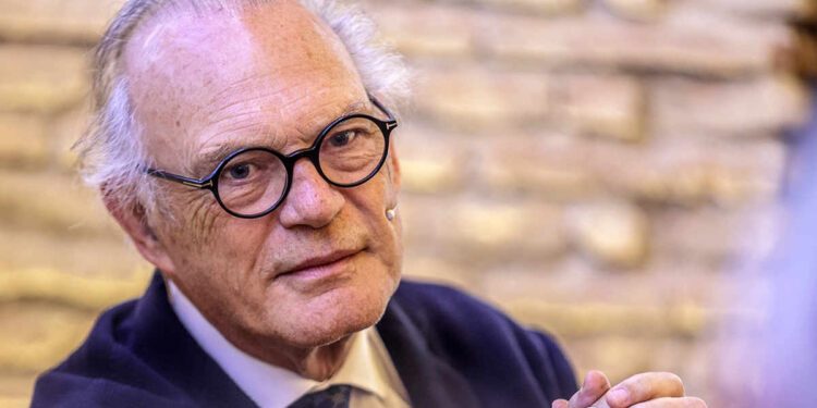 Pedro Piqueras ve la huelga general del 11 de noviembre como un aviso al Gobierno y a la oposición: «Las cosas no puede…