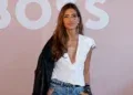 Sara Carbonero sale al escenario con Shakira junto a su amiga y socia Isabel Jiménez y lo resume en Instagram: «Esta no…